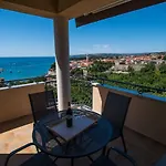 Apartamento Franko & Ana *
