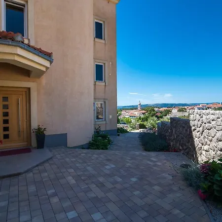 Franko & Ana Krk Town